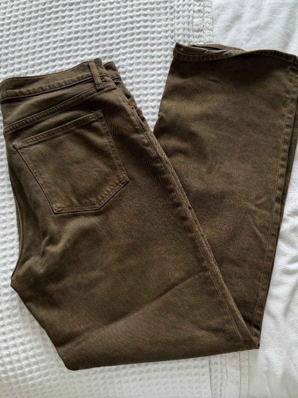 Abercrombie & Fitch High Rise 90s Relaxed Jean - Picture 6 of 7